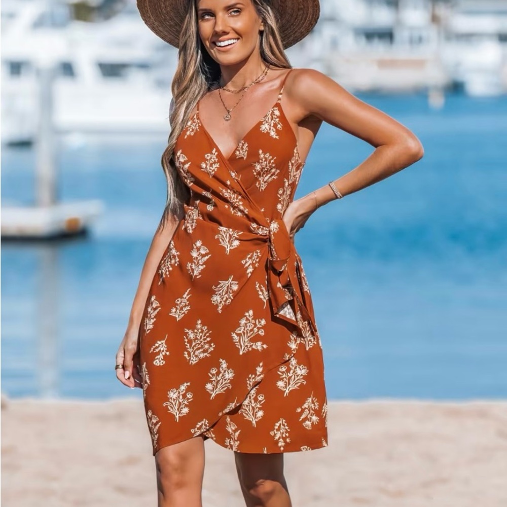 Cupshe Mini Sundress in Brown and Orange with Spaghetti Straps